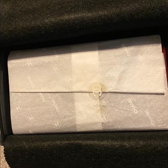 CHANEL Caviar Wallet w/Original Box & Paperwork - Picture 4 of 7